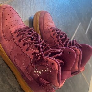 Nike Women's Sneakers in Purple and Tan